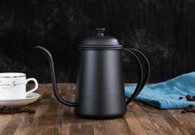 Загрузить изображение в средство просмотра галереи, Coffee Spraying Black Paint Teflon Gooseneck Drip Pot, 650ML - yycoffee
